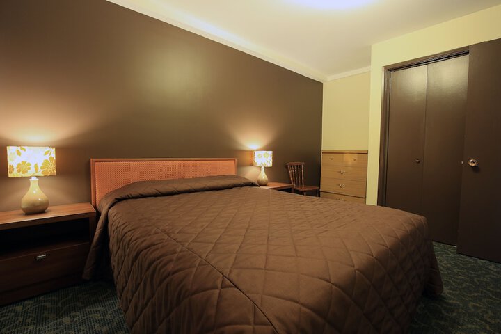 Room 3 of 39