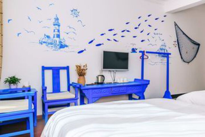 Room 25 of 54