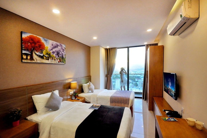Room 64 of 230