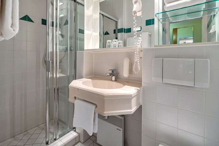 Clean Restrooms