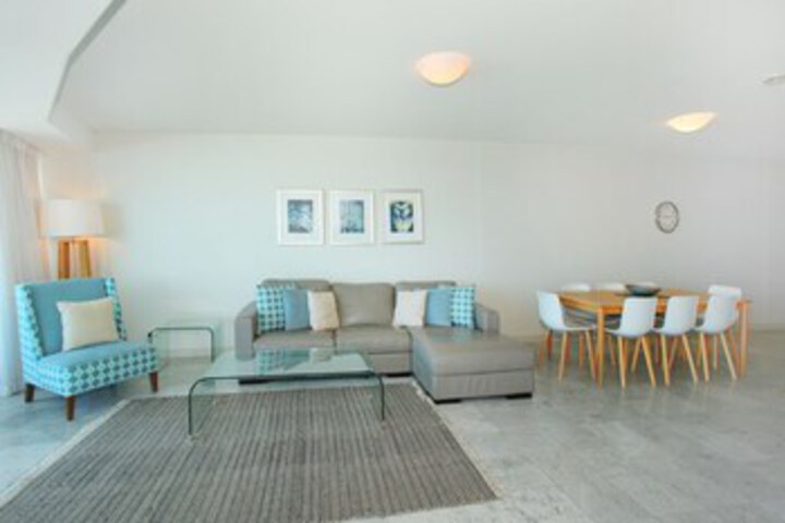 Room 16 of 24