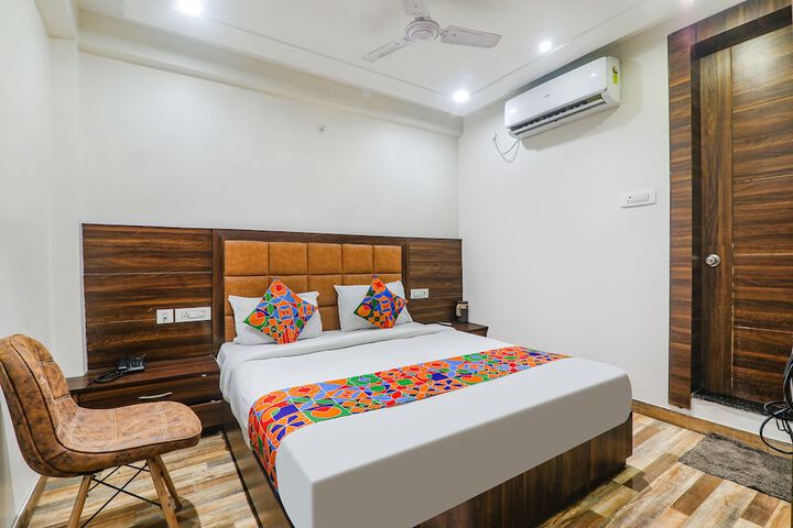 Fabhotel Bless Inn