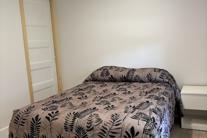 Room 7 of 15