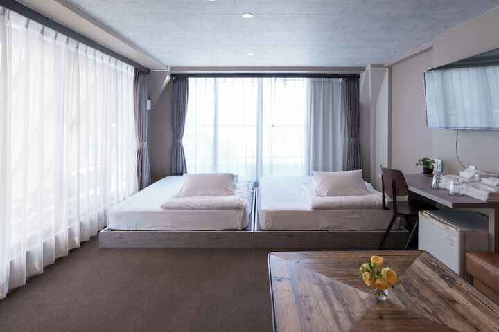 Room 31 of 77