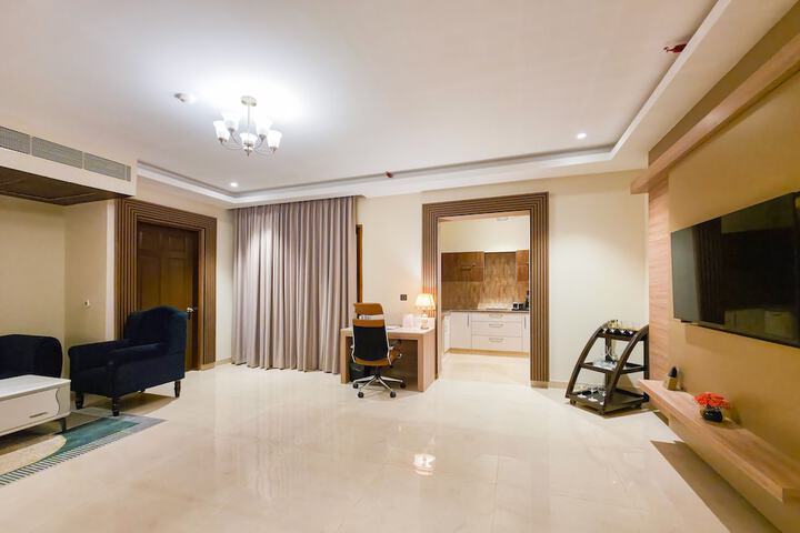 Room 55 of 93