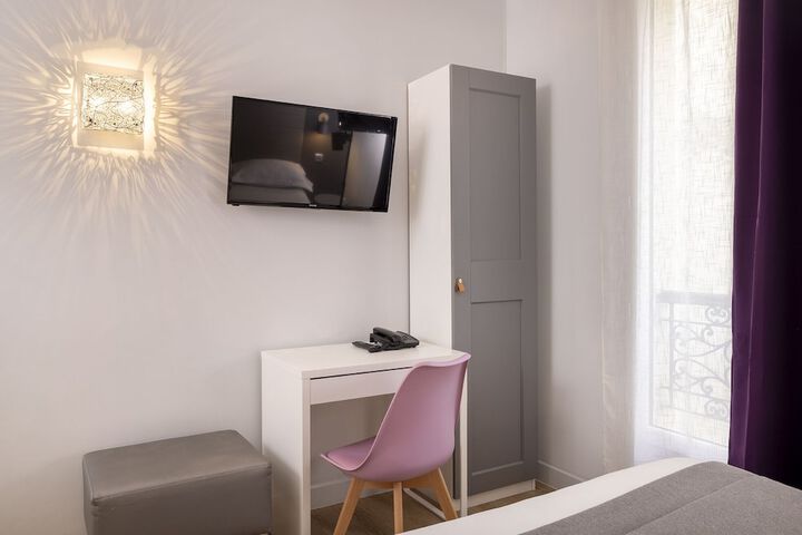 Room 29 of 53