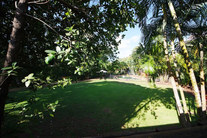 Property Grounds 17 of 19