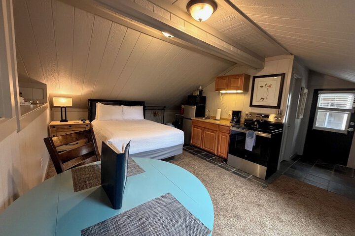 Room 37 of 108