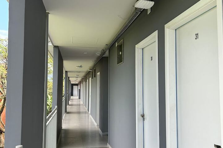 Ballroom/Hall 8 of 11