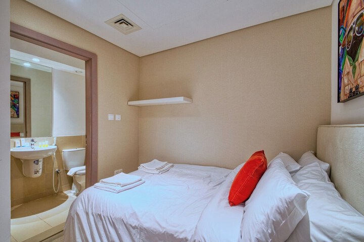 Room 26 of 662