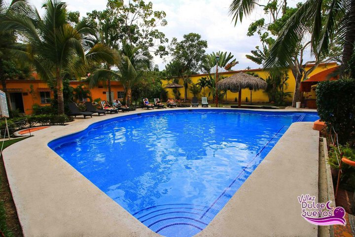 Pool 13 of 17
