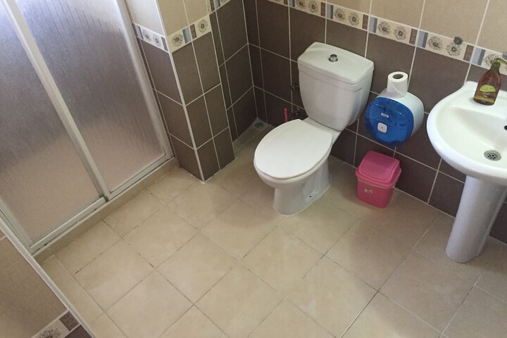 Room 3 of 6