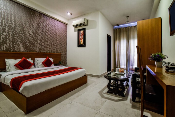Room 15 of 49