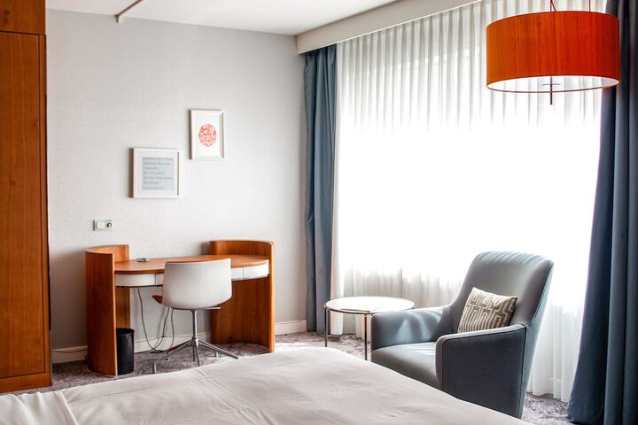 Room 15 of 87