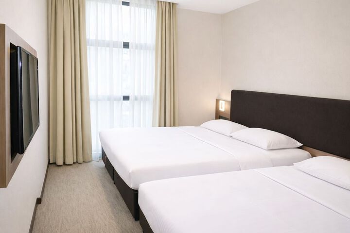 Room 20 of 104