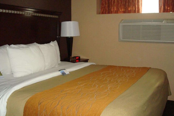 Room 15 of 27