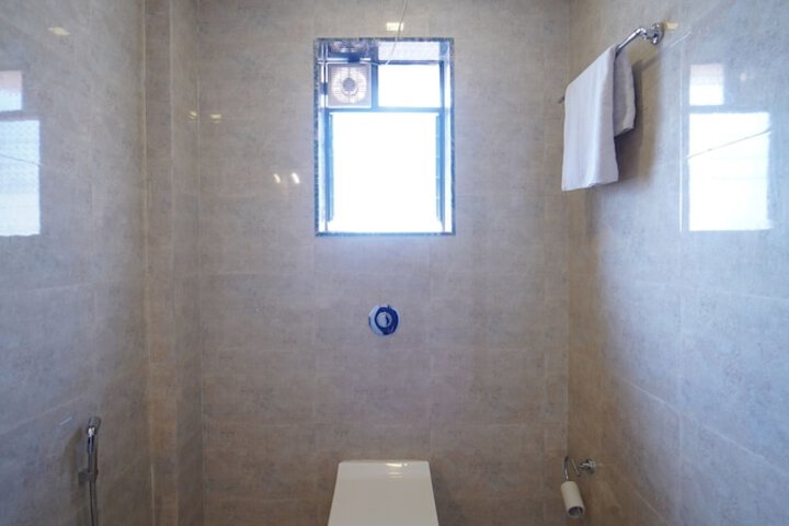 Room 34 of 55