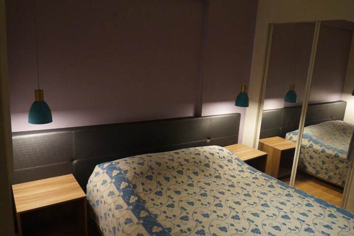 Room 11 of 39