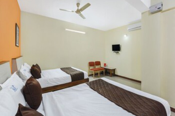 Room 15 of 26