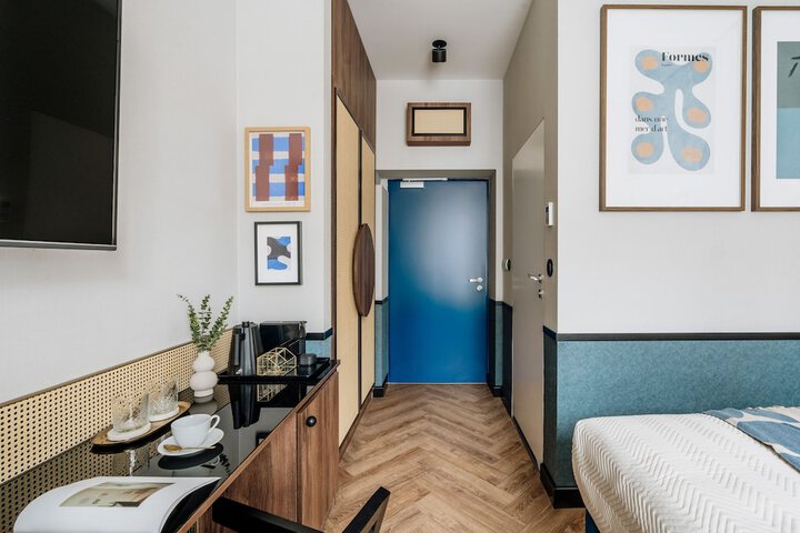 Room 31 of 224