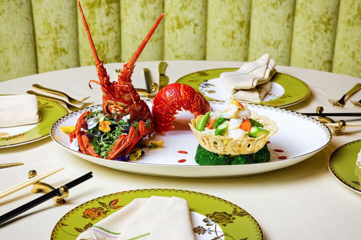 Dining 110 of 153