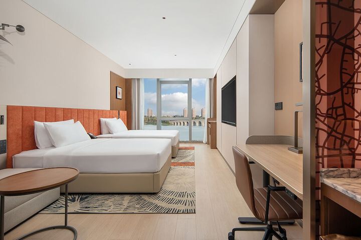 Room 29 of 67