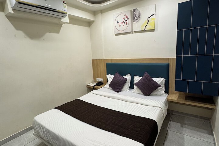 Room 28 of 55
