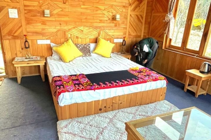 Room 16 of 48