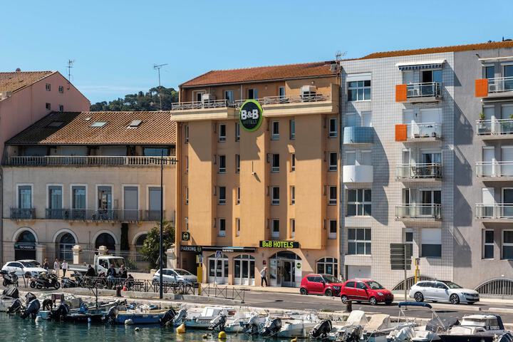 B & B HOTEL Sète Centre Gare in Sète