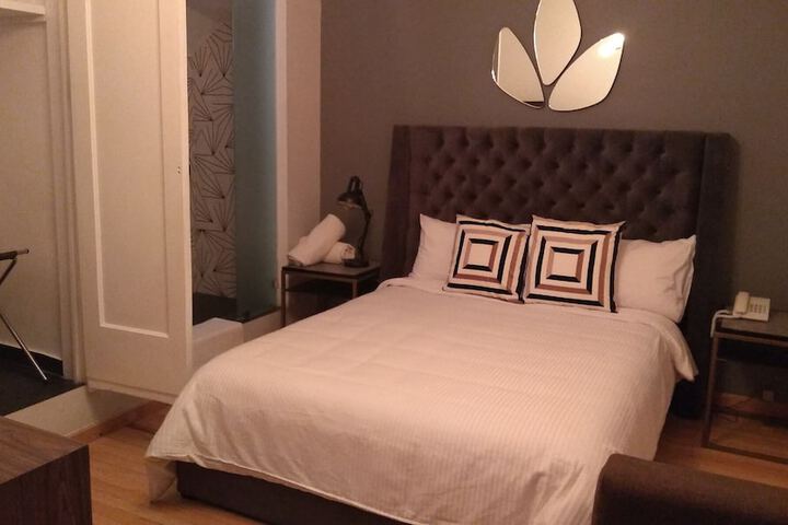 Room 14 of 54