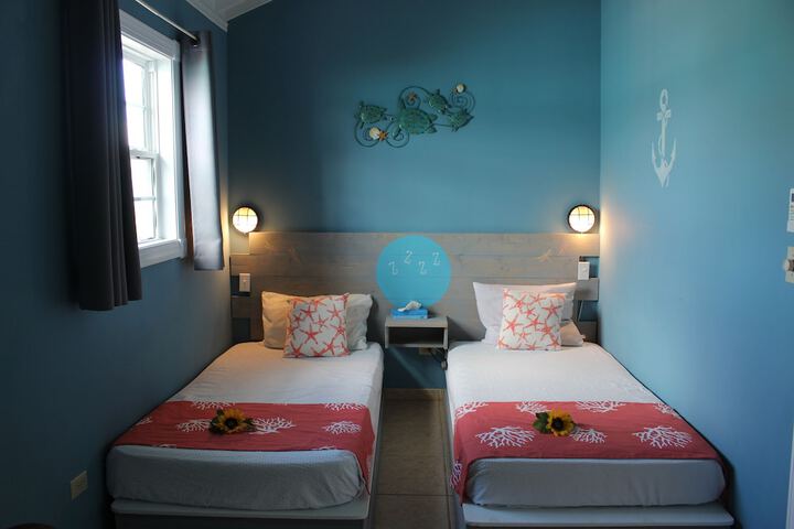 Room 75 of 232