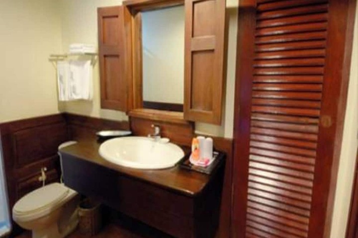 Room 20 of 32