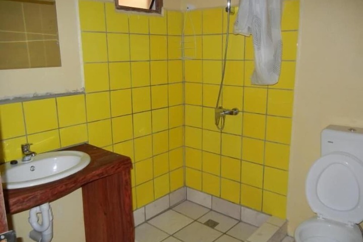 Room 18 of 24