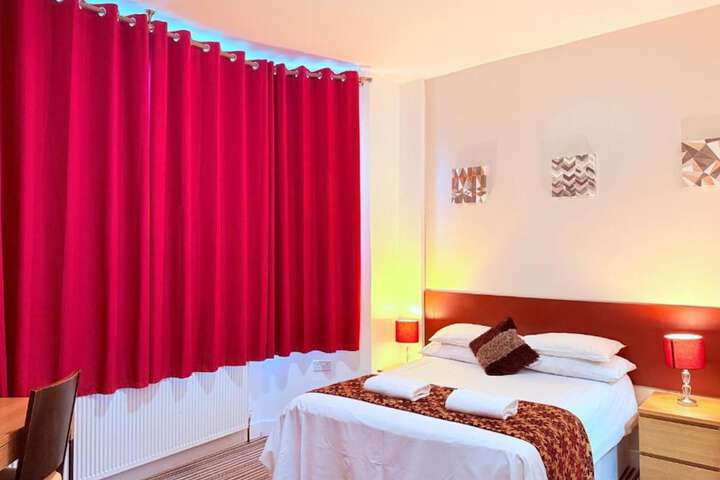 Room 14 of 20