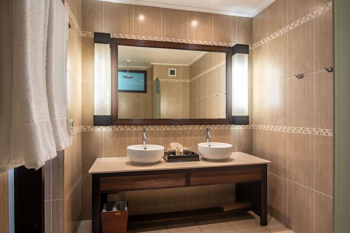 Clean Restrooms