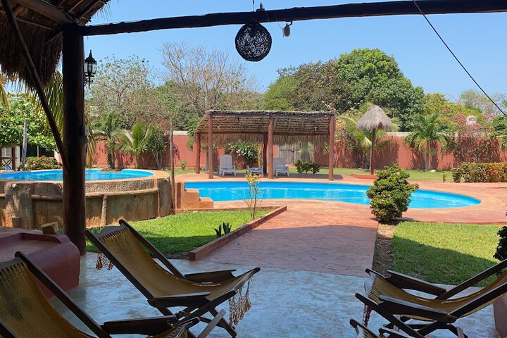 Pool 15 of 40