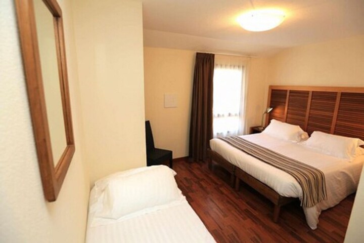 Room 13 of 60