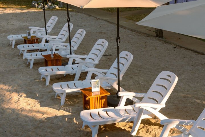 Sundeck 64 of 70
