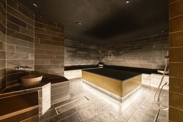 Spa 50 of 102