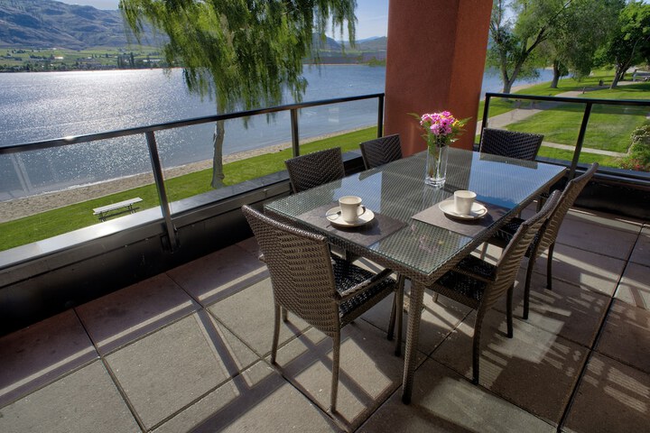 Terrace/Patio 21 of 71