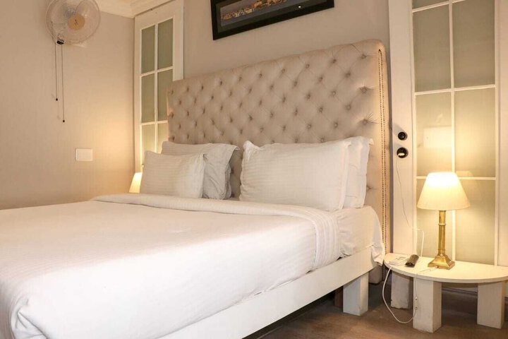 Room 4 of 45