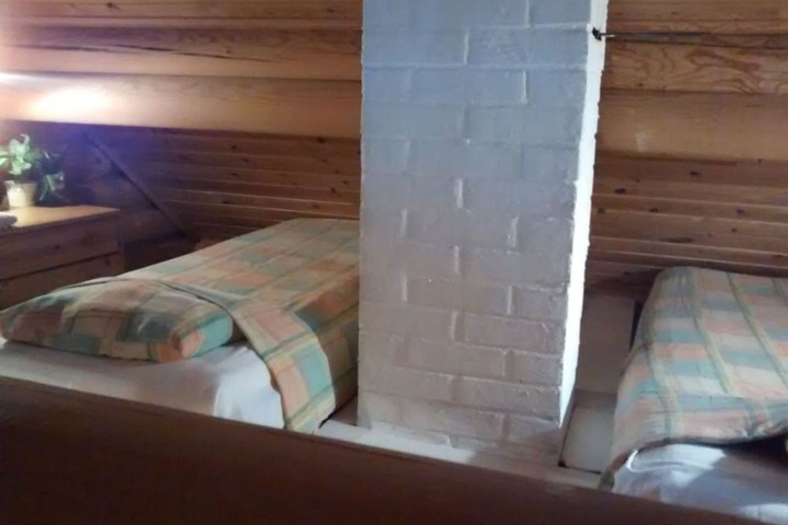 Room 3 of 48