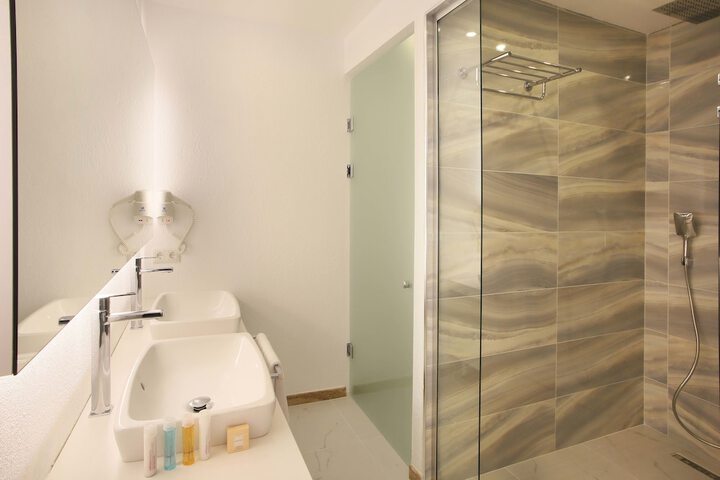 Bath Interior