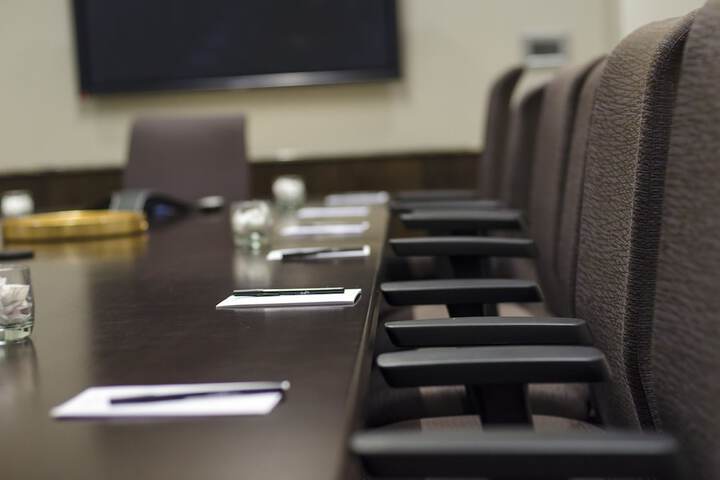 Meeting facility