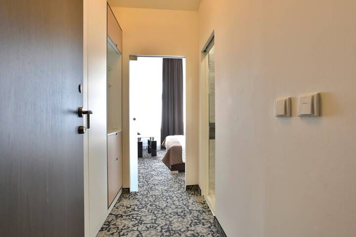 Room 36 of 78