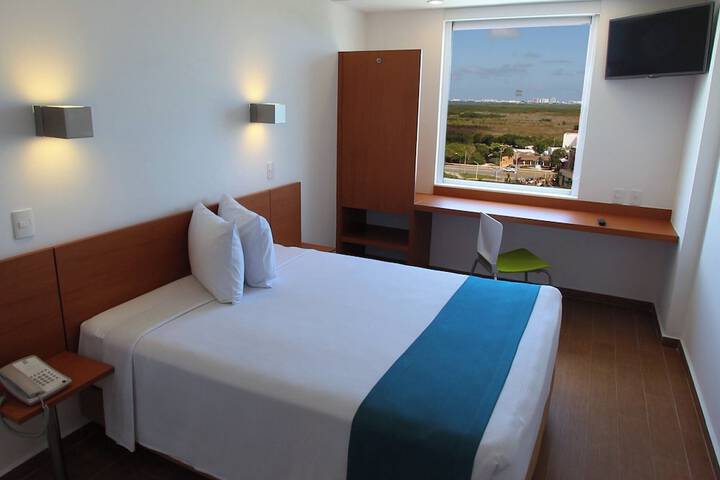 Room 9 of 48
