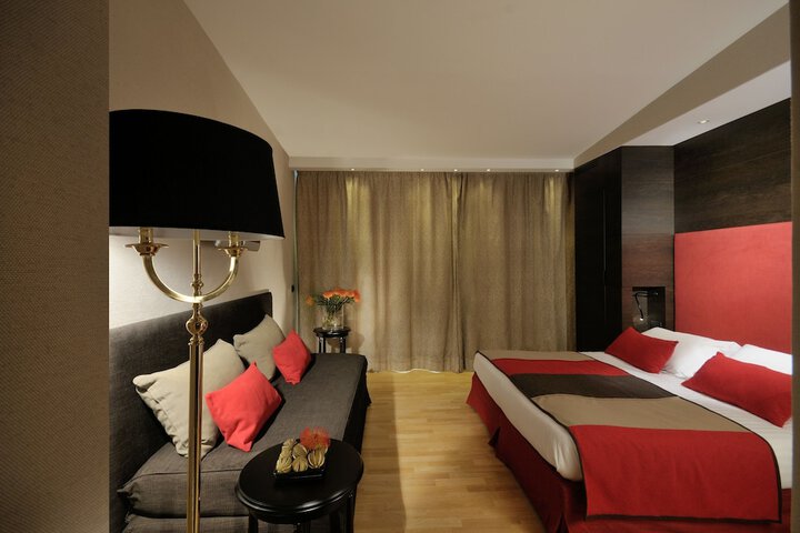 Room 40 of 82