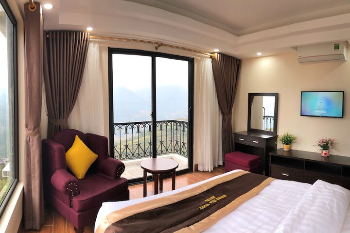 Room 14 of 36