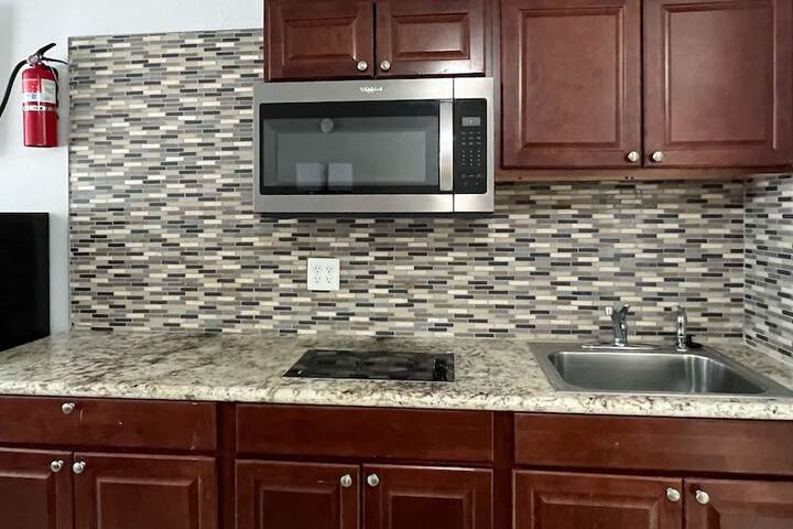 1 King Bed Kitchen (17 of 20)