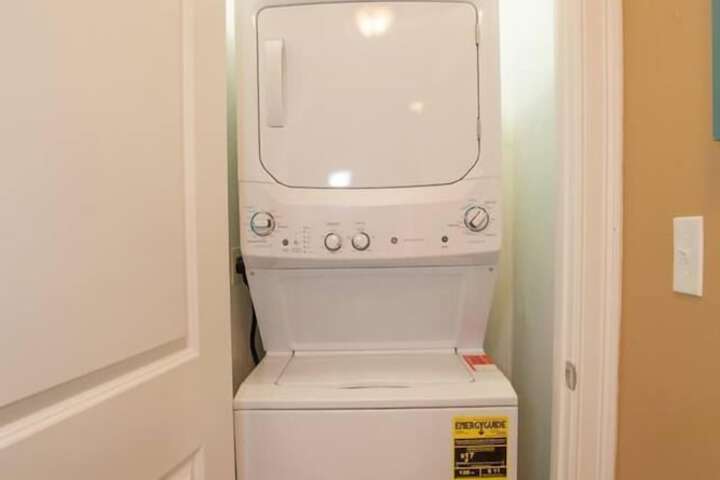 Laundry 19 of 27